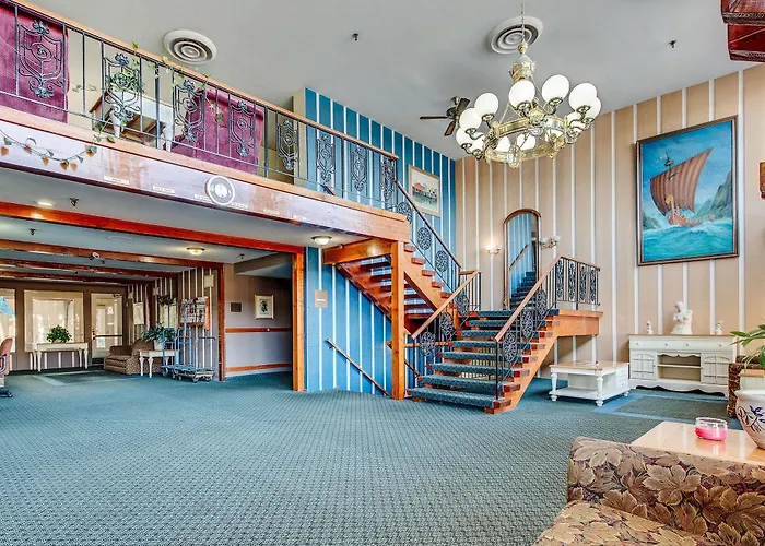 Sweden House 3*