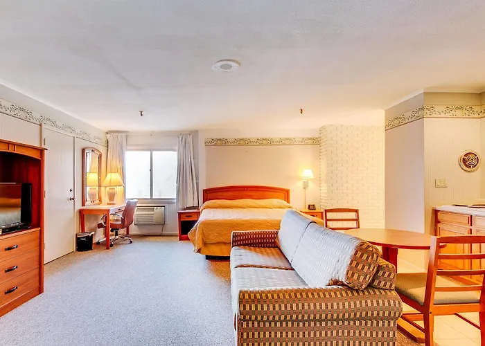 Sweden House Hotel Rockford
